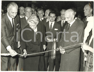 1963 DOGLIANI (CN) Donna Ida EINAUDI inaugura la Biblioteca "Luigi Einaudi" Foto