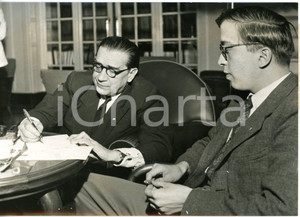 1953 TORINO Dottor Victor BOGOMOLETZ in visita con il figlio *Foto 18x13