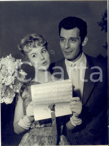 1958 PARIS Claude REHAUT Milène DEMONGEOT à la "Nuit des Champs-Elysées" Photo
