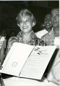 1959 ROMA - Giulietta MASINA al ritorno dal Festival Cinematografico di Mosca