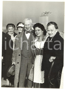 1959 NAPOLI "Crociera Miliardari" accolta da compagnia di tarantella sorrentina