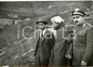 1960 ca SANTA CRISTINA GELA Sequestro di persona - Carabiniere con la vittima