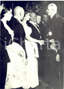1959 PARIS "Nuit de la Chancellerie" - Charles DE GAULLE incontra Sophia LOREN