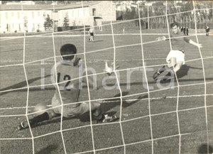 1959 FIRENZE CALCIO Allenamento NAZIONALE - Goal di Paolo BARISON *Foto 18x13 cm