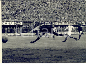 1960 ca CALCIO - NAZIONALE ITALIANA - Goal di Sergio BRIGHENTI - Foto 18x13