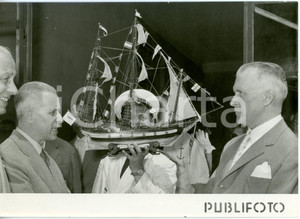 1954 NAPOLI - T/N CRISTOFORO COLOMBO - Presentazione caravella in miniatura