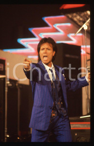 35mm vintage slide* 1989 SANREMO Cliff RICHARD sul palco del PALABARILLA (11)