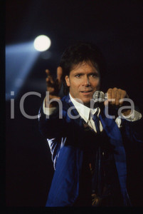 35mm vintage slide* 1989 SANREMO Cliff RICHARD sul palco del PALABARILLA (35)