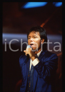 35mm vintage slide* 1989 SANREMO Cliff RICHARD sul palco del PALABARILLA (6)