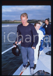 35mm vintage slide* 1990ca MUSICA - STING Gordon SUMNER in barca - Ritratto