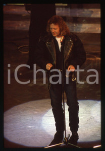 35mm vintage slide* 1991 SANREMO Umberto TOZZI sul palco del Teatro Ariston (11)