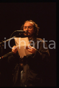 35mm vintage slide* 1988 SANREMO Claudio LOLLI sul palco del CLUB TENCO (15)