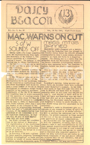 1946 US ARMY PHILIPPINES - DAILY BEACON - MacArthur's warning *Bulletin nÂ°7 RARE DATA: 18 gennaio 1946Vol. n&deg; 7 - n&deg; 97DESCRIZIONE: Raro bollettino d'epoca, diffuso presso la base militare USA di Clark Field a Luzon (Filippine), dal titolo "Daily Beacon".CONDIZIONI: VERY POOR (piegature d'epoca,con strappi profondi lungo le piegature e piccola mancanza al lato sinistro)PAGINE: 1 (2 facciate)    originale e autentica 1