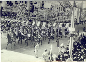 1959 KARACHI (PAKISTAN) Parata a cavallo in onore di Dwight EISENHOWER *Foto