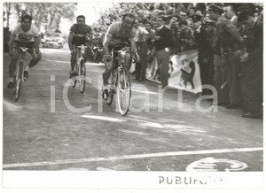 1955 SCANNO CICLISMO Giro d'Italia - Volata di Giancarlo ASTRUA Gastone NENCINI