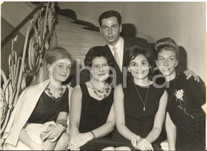 1962 PARIS Bourses de la Vocation - Le groupe des lauréats *Photo 18x13 cm