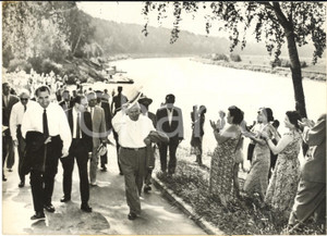 1959 URSS Richard NIXON e Nikita KRUSCEV sulle rive della Moscova - Foto 18x13