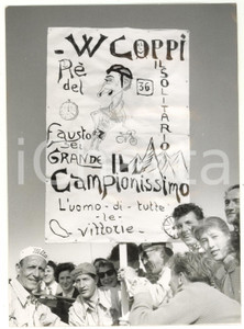 1955 CICLISMO GIRO D'ITALIA Tappa JESOLO-TRIESTE Gino BARTALI tifa Fausto COPPI