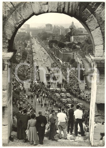 1958 ROMA Funerali papa Pio XII - Folla assiste al corteo funebre *Foto 13x18 cm