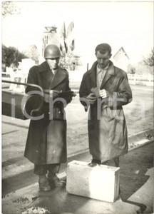 1959 AUVOURS Cycliste Gérard SAINT devient soldat du G.I.T. *Photo 13x18