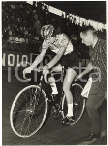1958 MILANO VIGORELLI - CICLISMO Renée VISSAC fallisce il record dell'ora *Foto