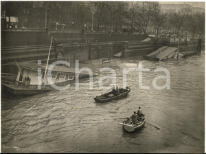 1955 LONDON Westminster Pier - A pontoon filled with water *Photo 20x15 cm