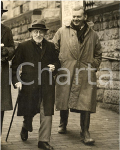 1954 TURNBRIDGE WELLS Alfred CRUNDWELL celebrates his 103th birthday - Photo