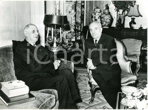 1962 TORINO LA MANDRIA - Incontro tra Charles DE GAULLE e Amintore FANFANI *Foto