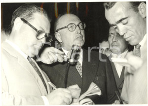 1953 ROMA Consultazioni al Quirinale - L'arrivo dell'on. Pietro NENNI *Foto