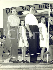 1968 VIGEVANO Salone Calzatura - Mister Piedone e Miss Cenerentola - Foto