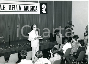 1970 MILANO Salone della Musica - Mario DELLI PONTI presenta rivista MUSICA VIVA