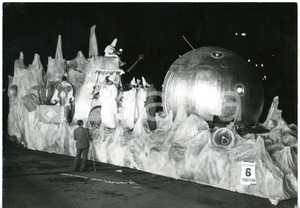 1959 NAPOLI Festa di Piedigrotta - Sfilata carri allegorici con Pulcinella *Foto