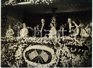 1960 LONDON ROYAL OPERA HOUSE Queen Elizabeth II Charles DE GAULLE at the ballet