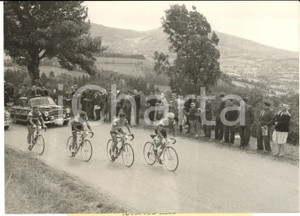 1960 CICLISMO TOUR DE FRANCE Gruppetto in fuga presso LACAUNE-LES-BAINS Foto
