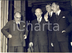 1959 PARIS Dwight EISENHOWER with Paul Henri SPAAK and Joseph LUNS *Photo