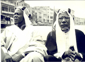 1960 ca VENEZIA Emiro Muhammadu SANUSI con Ahmadu BELLO sul Canal Grande *Foto