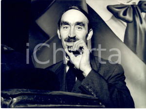 1957 MILANO Teatro Alcione - Congresso PSDI - Albert CARTHY con il sigaro - Foto