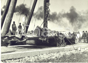 1954 OSTIA Recupero di un velivolo tedesco  precipitato in guerra - Foto