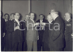 1955 GENÈVE Edgar FAURE Antoine PINAY trinquent avec KRUSCEV et BULGANIN