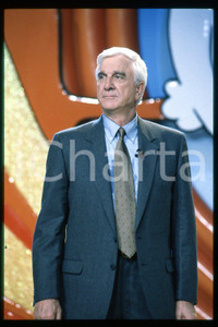 35mm vintage slide* 1995 ca CANALE 5 Leslie NIELSEN ospite a PAPERISSIMA (38)