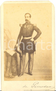 1860 ca Marchese Georges DE PIMODAN - Ritratto - Foto CDV DESMAISONS  Fotografia originale d'epoca, stampata all'albumina.FOTOGRAFO: E. Desmaisons - ParisCONDIZIONI: G (ma margini superiori smussati per l'inserimento in un album)FORMATO: CDV    originale e autentica 1