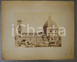 1910 ca FIRENZE Veduta del Duomo dai tetti - Foto Giorgio SOMMER 38x31 cm Fotografia d'epoca, montata su cartoncino morbido.FOTOGRAFO: Giorgio Sommer - Studio Monte di Dio 4, Napoli FAIR/discreto lievi ingiallimenti marginali e minimo strappo al cartoncino Formato: 38x31 cm originale e autentica 1