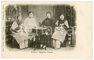 1900 ca COSTUMI CINA Ragazze cinesi - Cartolina ed. Gino Vivante FP NV  Cartolina postale d'epoca, non viaggiata.CONDIZIONI: G FORMATO: FP    originale e autentica 1