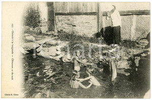 1910 ca CHINA Chinamen at the bath - ANIMATED old postcard Cartolina postale d'epoca, non viaggiata.CONDIZIONI: GFORMATO: FP    originale e autentica 1