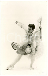1950 ca NEDERLANDS DANS THEATER Willy DE LA BYE Jaap FLIER Foto seriale 9x14 cm  Fotografie seriale d'epoca.CONDIZIONI: GOODFORMATO: 9x14 cm    originale e autentica 1