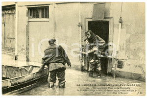 1910 CRUE DE LA SEINE Une sauvetage Quai de la Tournelle - Carte postale FP NV  Cartolina postale d'epoca, non viaggiata.CONDIZIONI: FAIRFORMATO: FP    originale e autentica 1