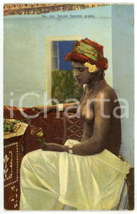 1910 ca ETHNIC NUDE ARAB - Woman - Jeune femme arabe - Old postcard topless  Cartolina postale d'epoca, non viaggiata.CONDIZIONI: G FORMATO: FP    originale e autentica 1