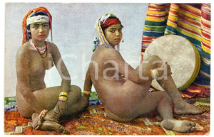 1943 AFRIQUE DU NORD - ETHNIC NUDE - Femmes Arabes avant leur bain - Postcard  Cartolina postale d'epoca, viaggiata.CONDIZIONI: G (minima smussatura angolare)FORMATO: FP    originale e autentica 1