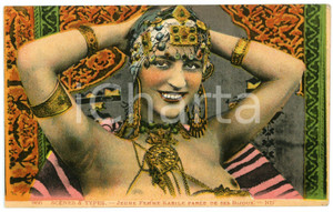 1920 ca AFRIQUE DU NORD Femme Kabile parée de ses bijoux - Postcard ETHIC NUDE  Cartolina postale d'epoca, non viaggiata.CONDIZIONI: G FORMATO: FP    originale e autentica 1