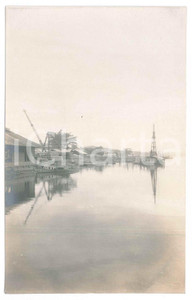 1930 ca C. ZAGOURSKI (?) AFRIQUE - CONGO BELGE - Port de MATADI - Photo  Fotocartolina postale d'epoca, attibuita al fotografo Casimir Zagourski.CONDIZIONI: F (aloni)FORMATO: 9x14 cm    originale e autentica 1